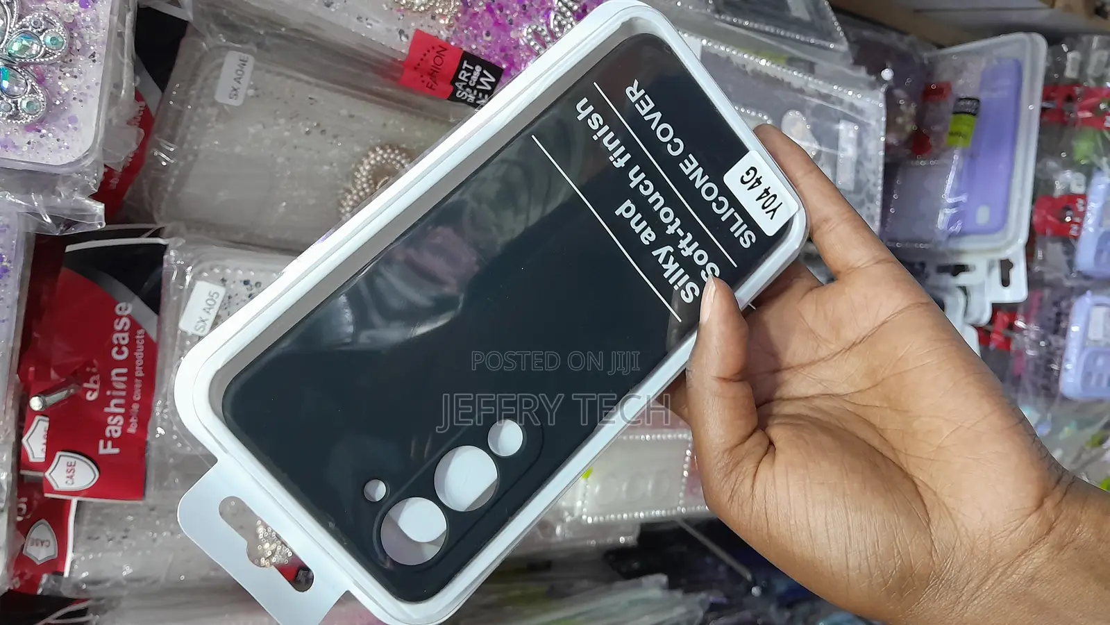 Lifaz Vivo Y04 (4g) Liquid Silicone Case With Cloth Inner Lining