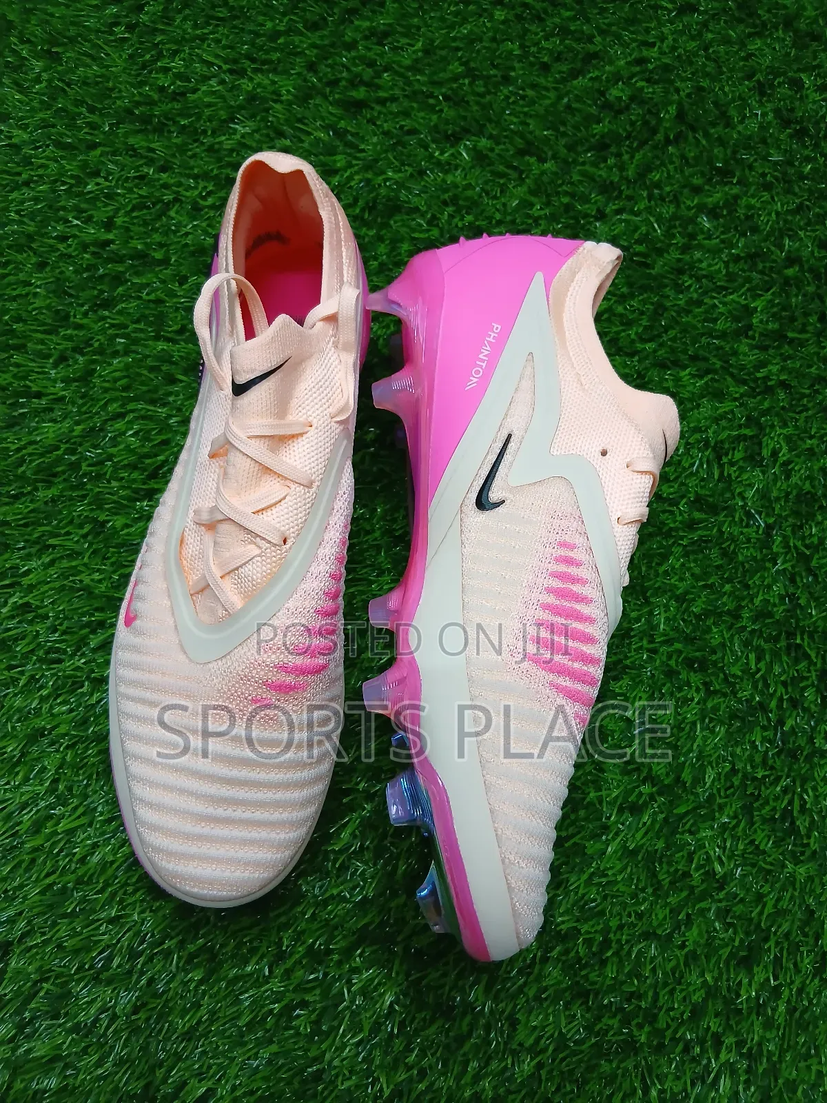 Nike Phantom 6 Cyclone 360 Football Boots