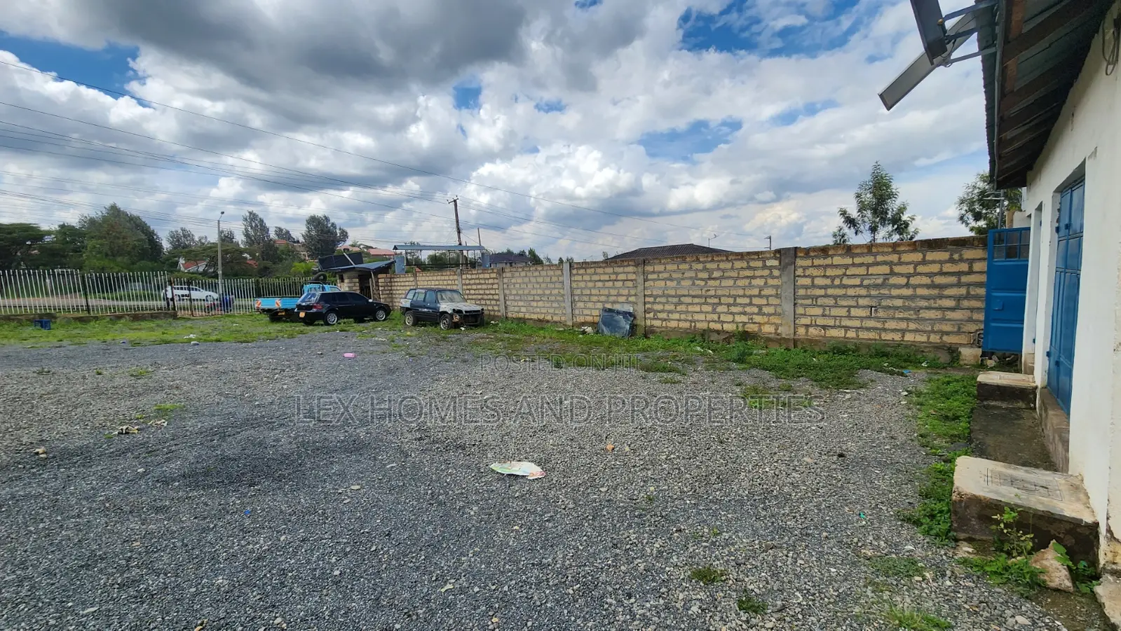 Open Commerical Space to Let Next to Road Near Nkoroi