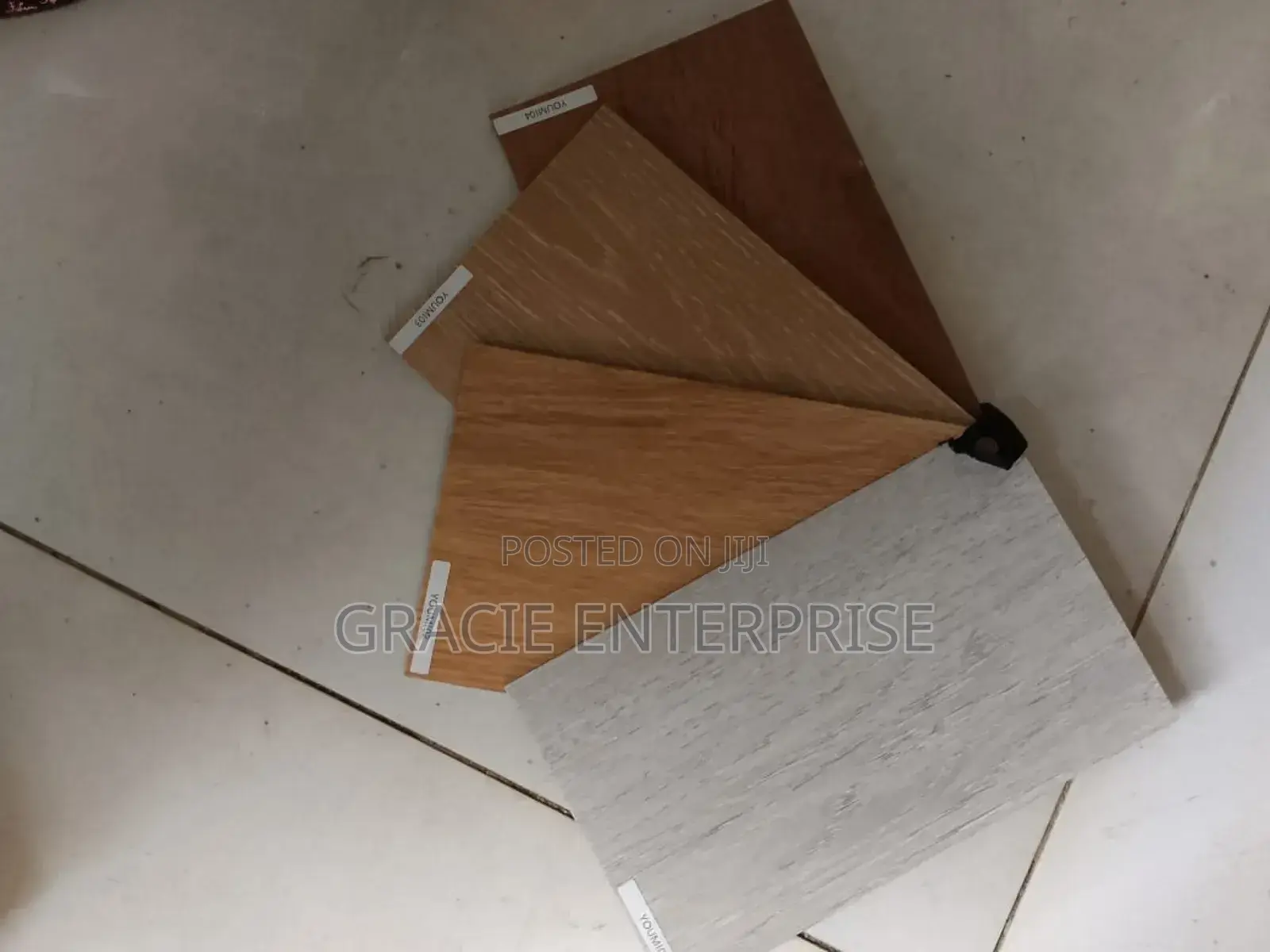 SPC Flooring (Stone Plastic Composite) / Flooring