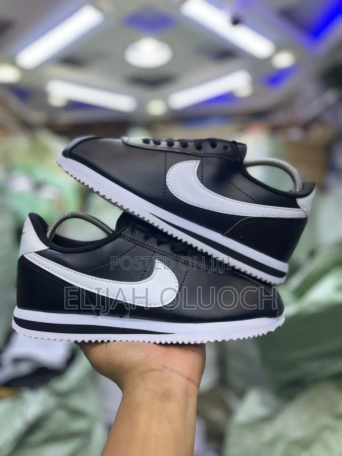 Nike Cortez Black White 🔥

Quality 👌🏽

Size 38-45