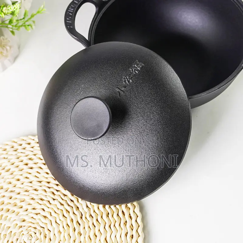 30 Cm (5l) Pre-Seasoned Cast Iron Pot With a Lid