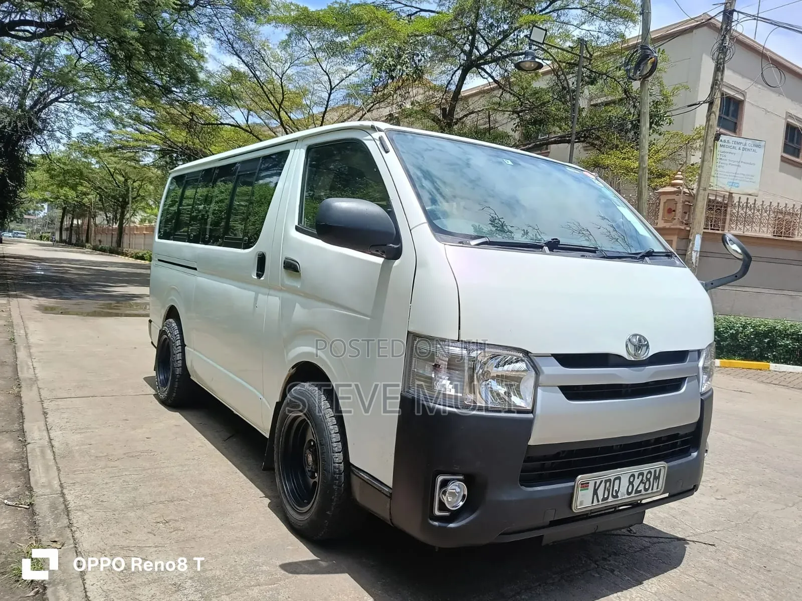 Toyota HiAce 2016 White