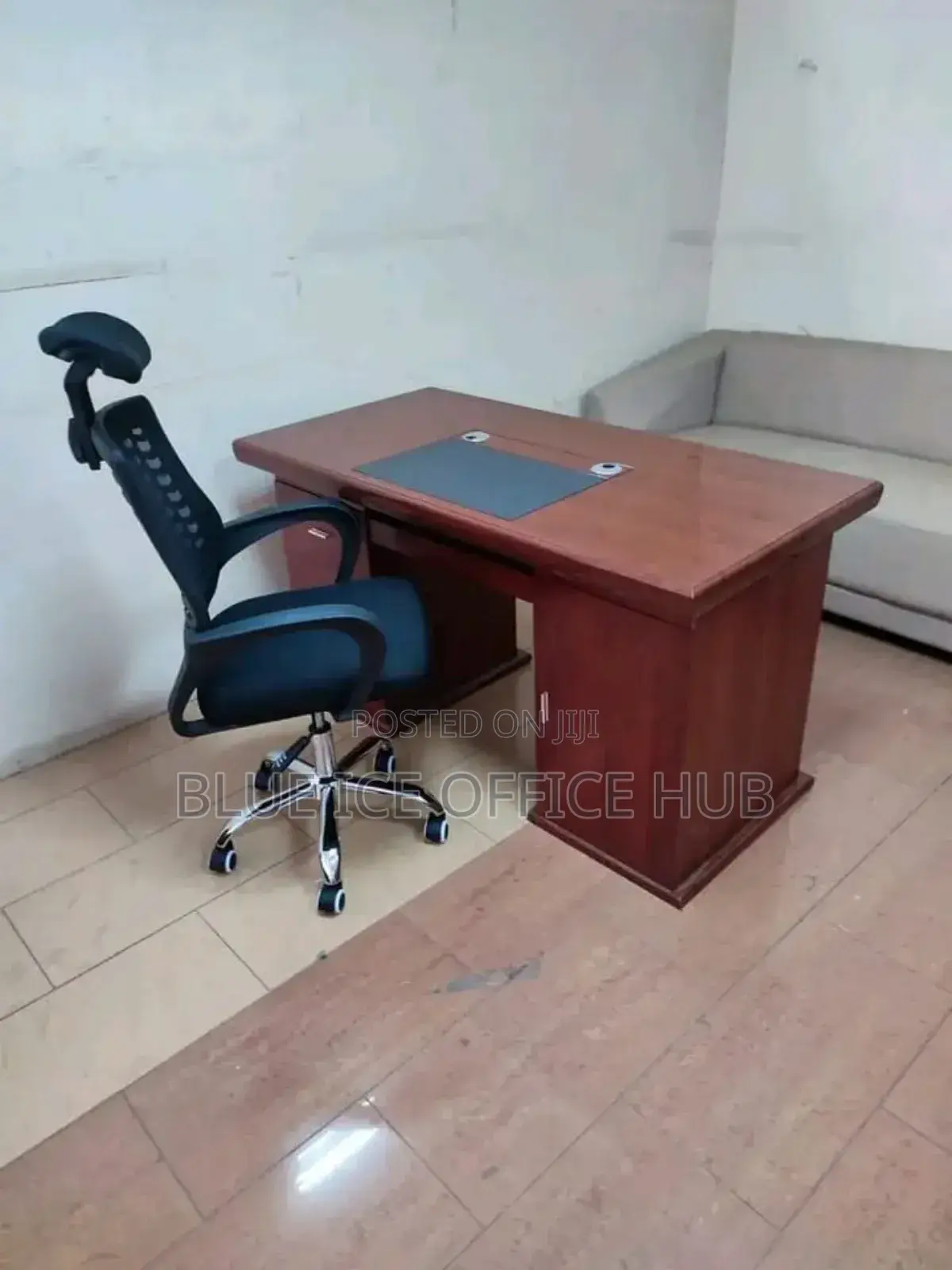 Office Executive Desk With Chair