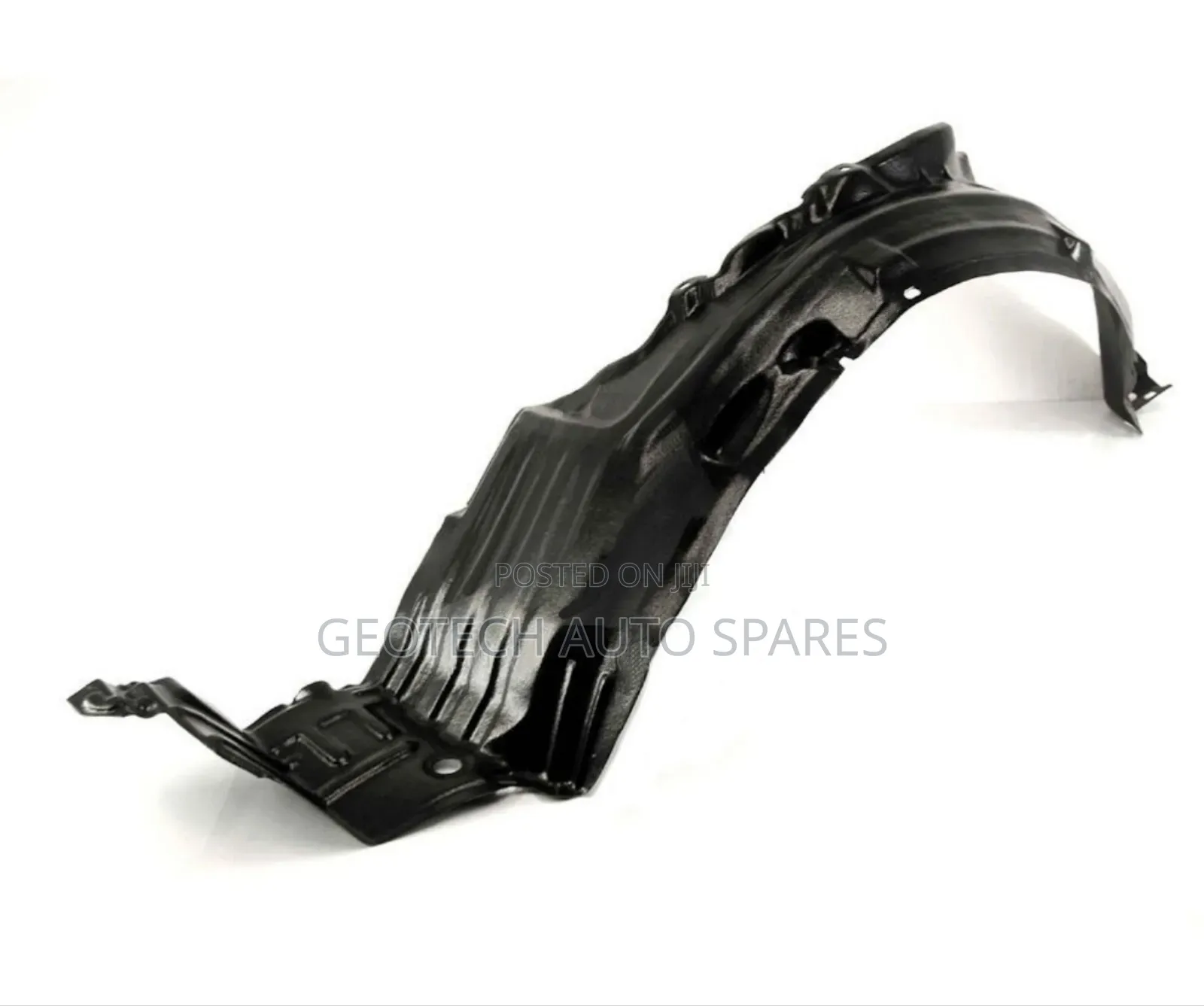 Nissan Bluebird Inner Fenders (Stoneguards)