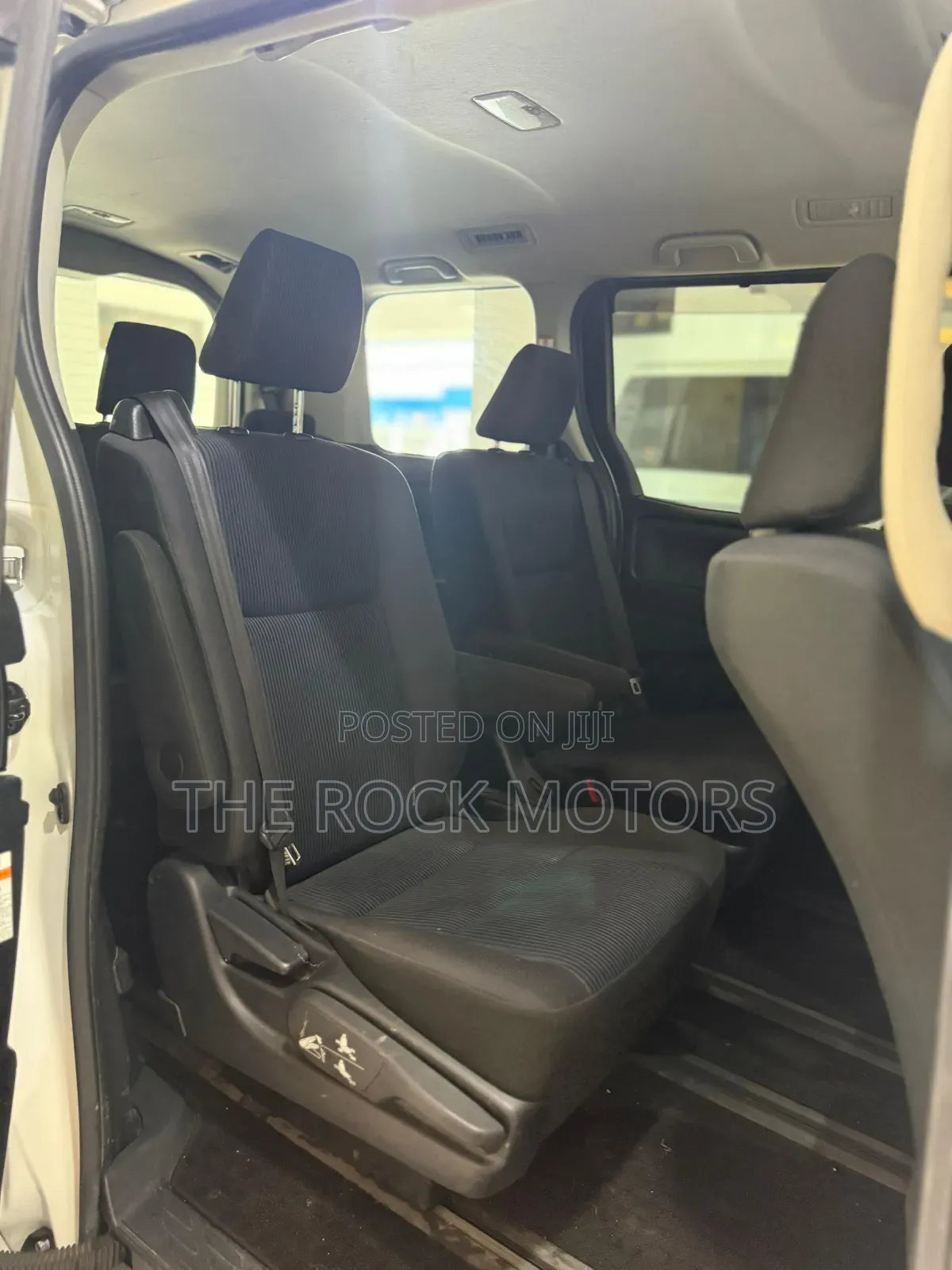 Toyota Voxy 2019 White