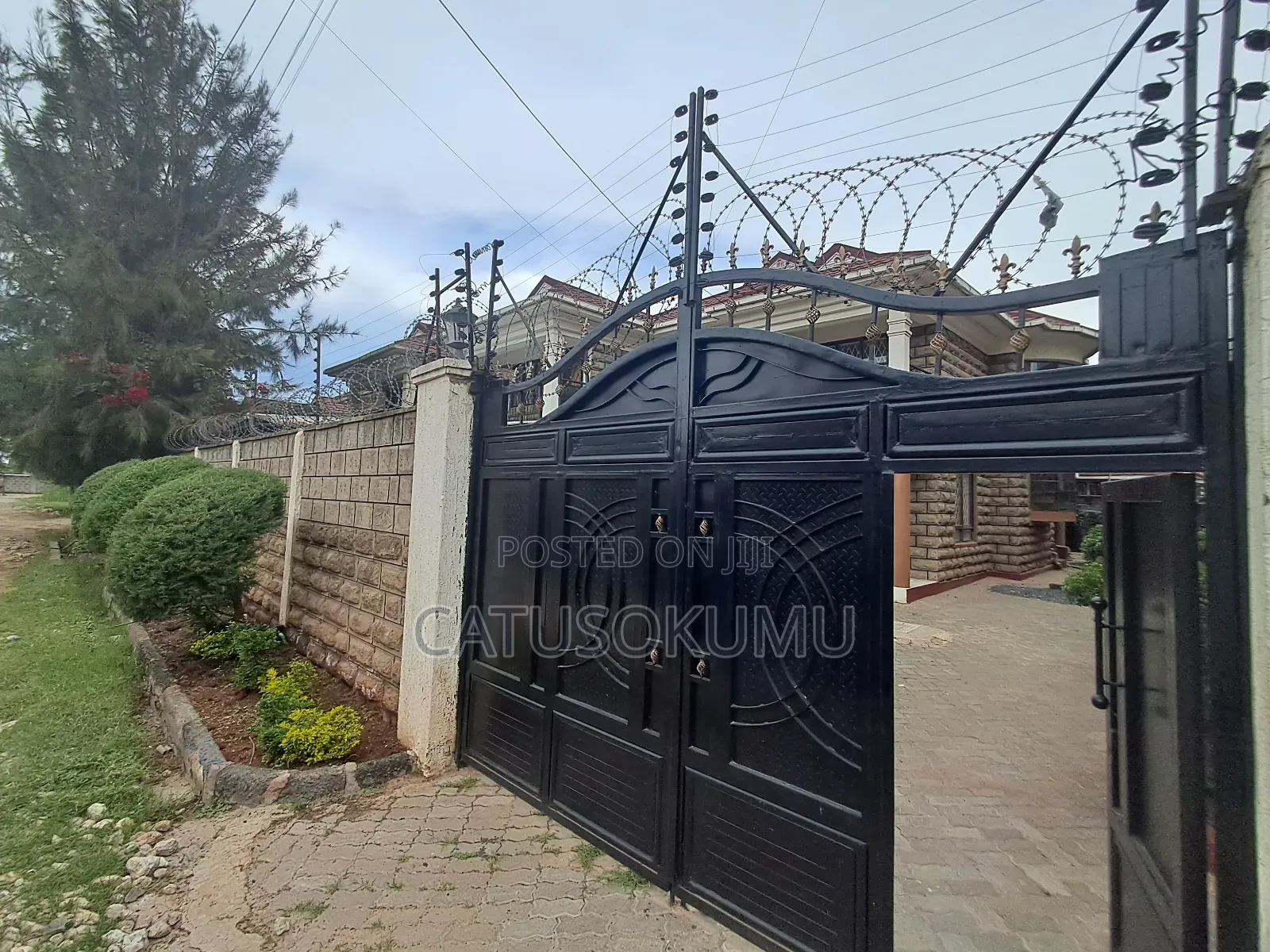 5bdrm Maisonette in Syokimau, Gateway Mall Area for rent