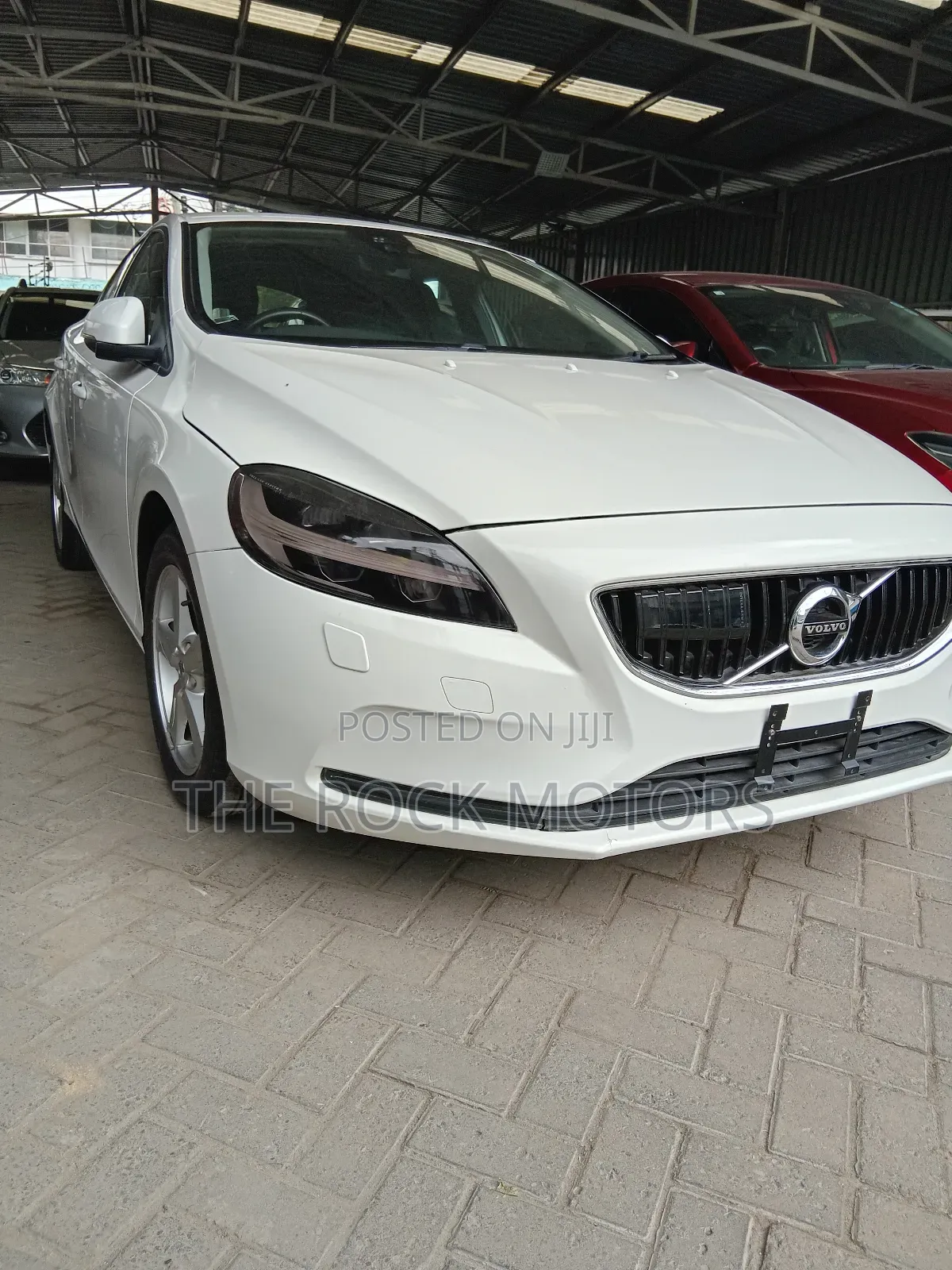 Volvo V40 2017 White