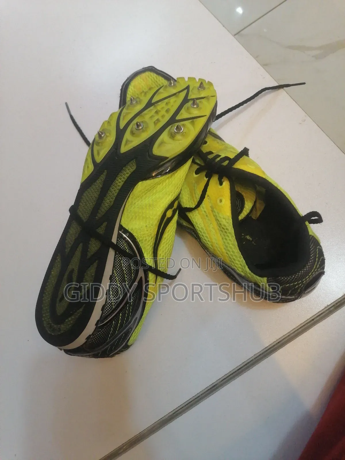 Sprinting Spike Shoes