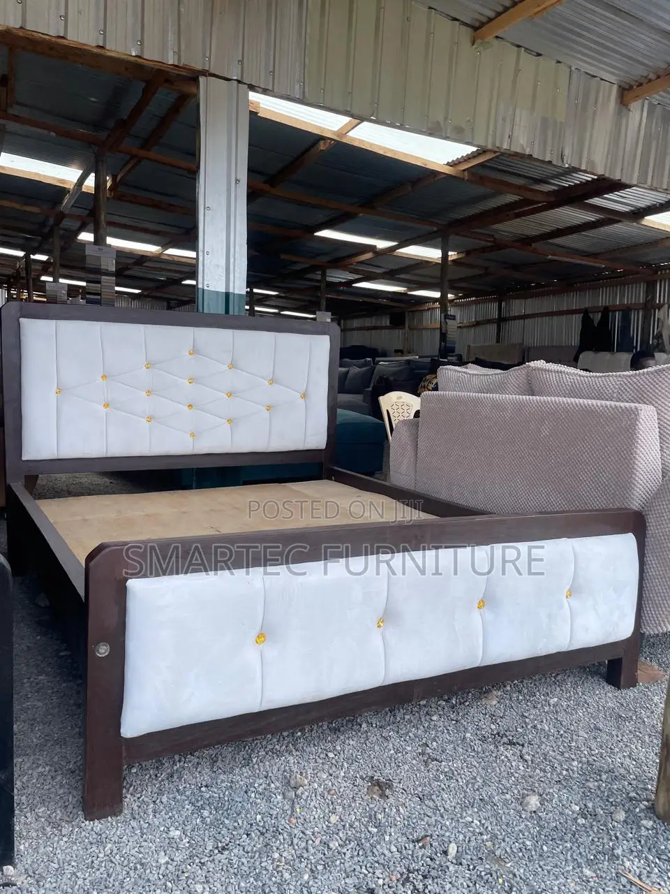 Kenyan Mocket Bed 5 by 6