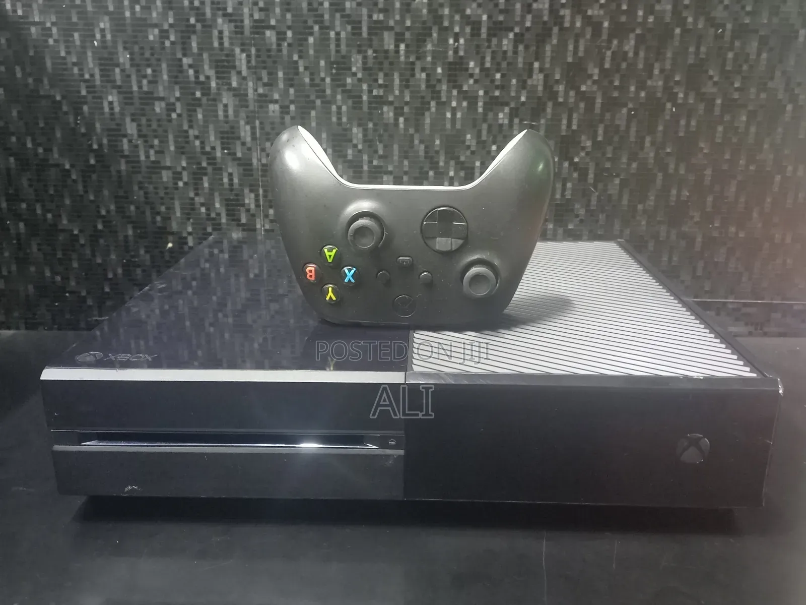 Xbox One Fat With Free Game