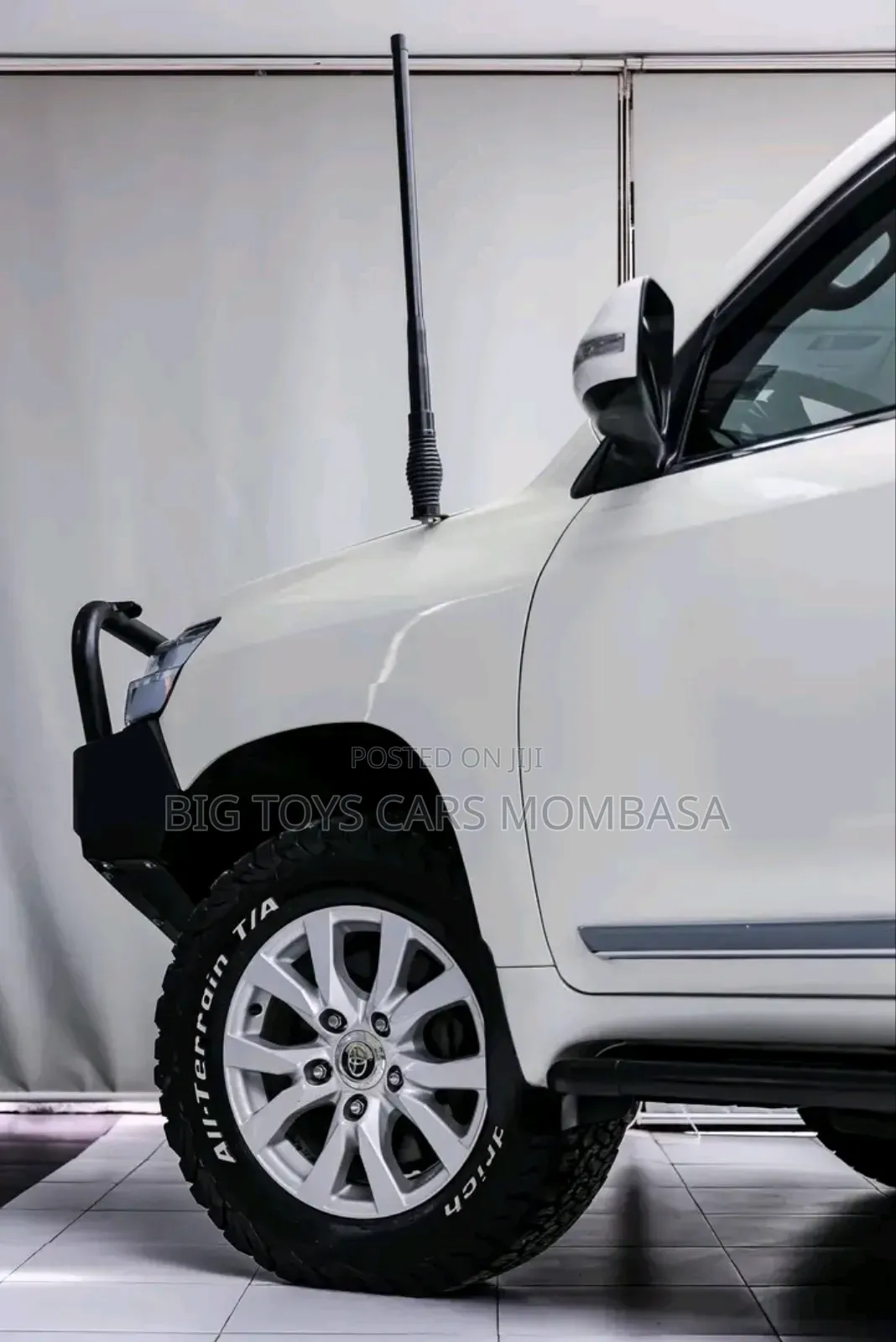 Toyota Land Cruiser 4.5 V8 VXR 2018 White