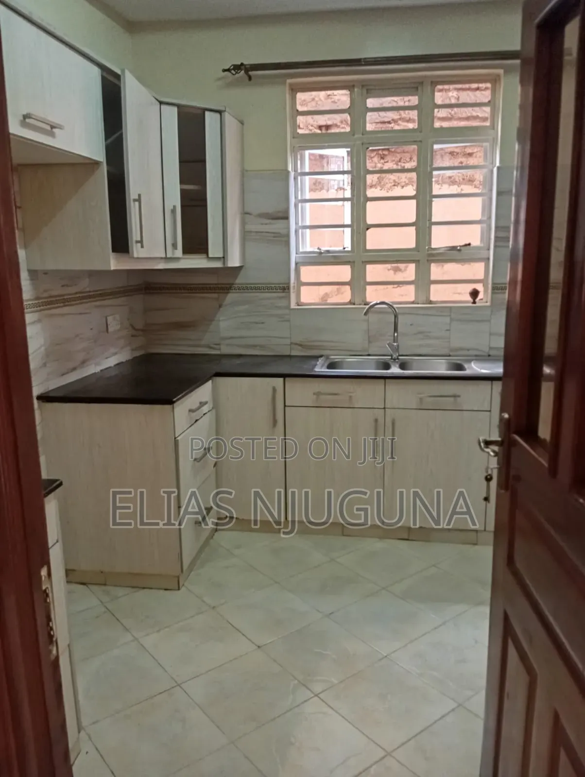 3bdrm Townhouse / Terrace in Membley Kenyatta for rent