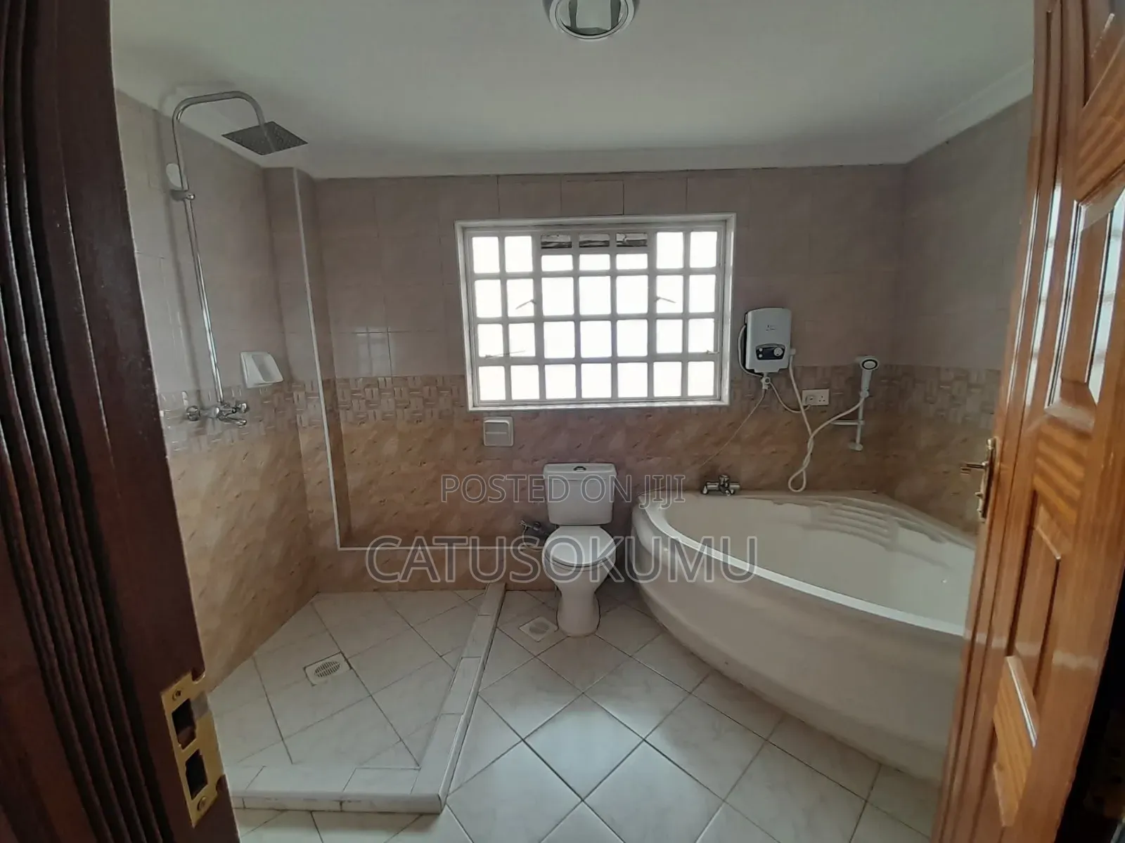 5bdrm Maisonette in Kitengela for rent