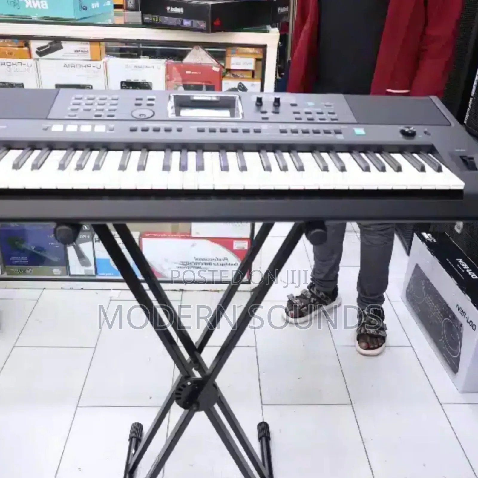 Yamaha PSR E473 Portable Keyboard