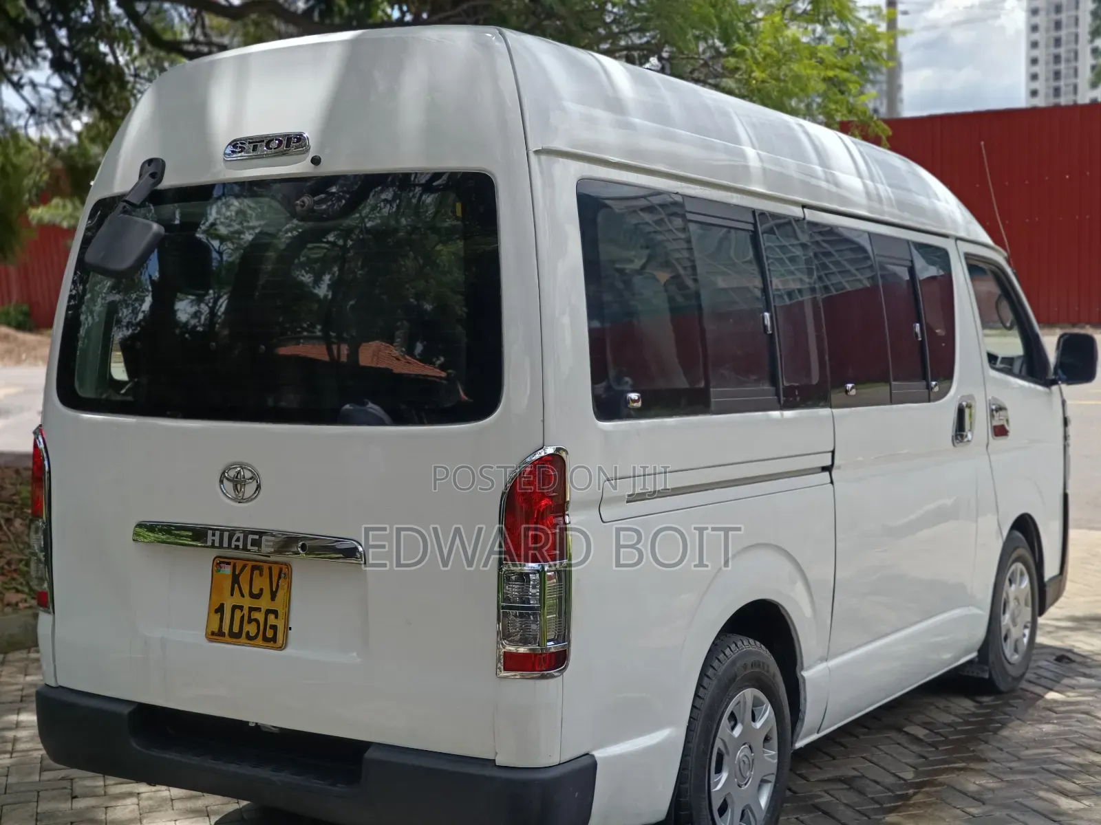 Toyota HiAce 2013 White