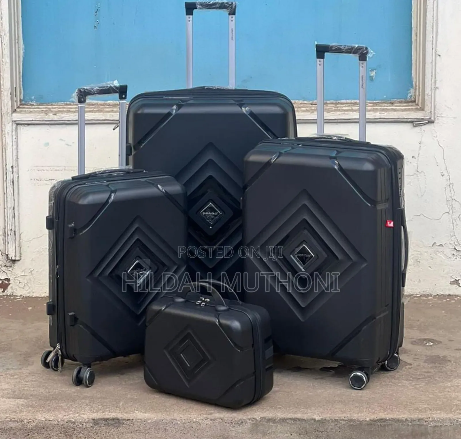 4 in 1 Unbreakable Suite Case