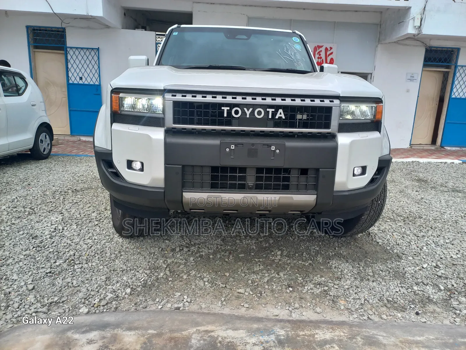 Toyota Land Cruiser Prado 2.7 2024 White