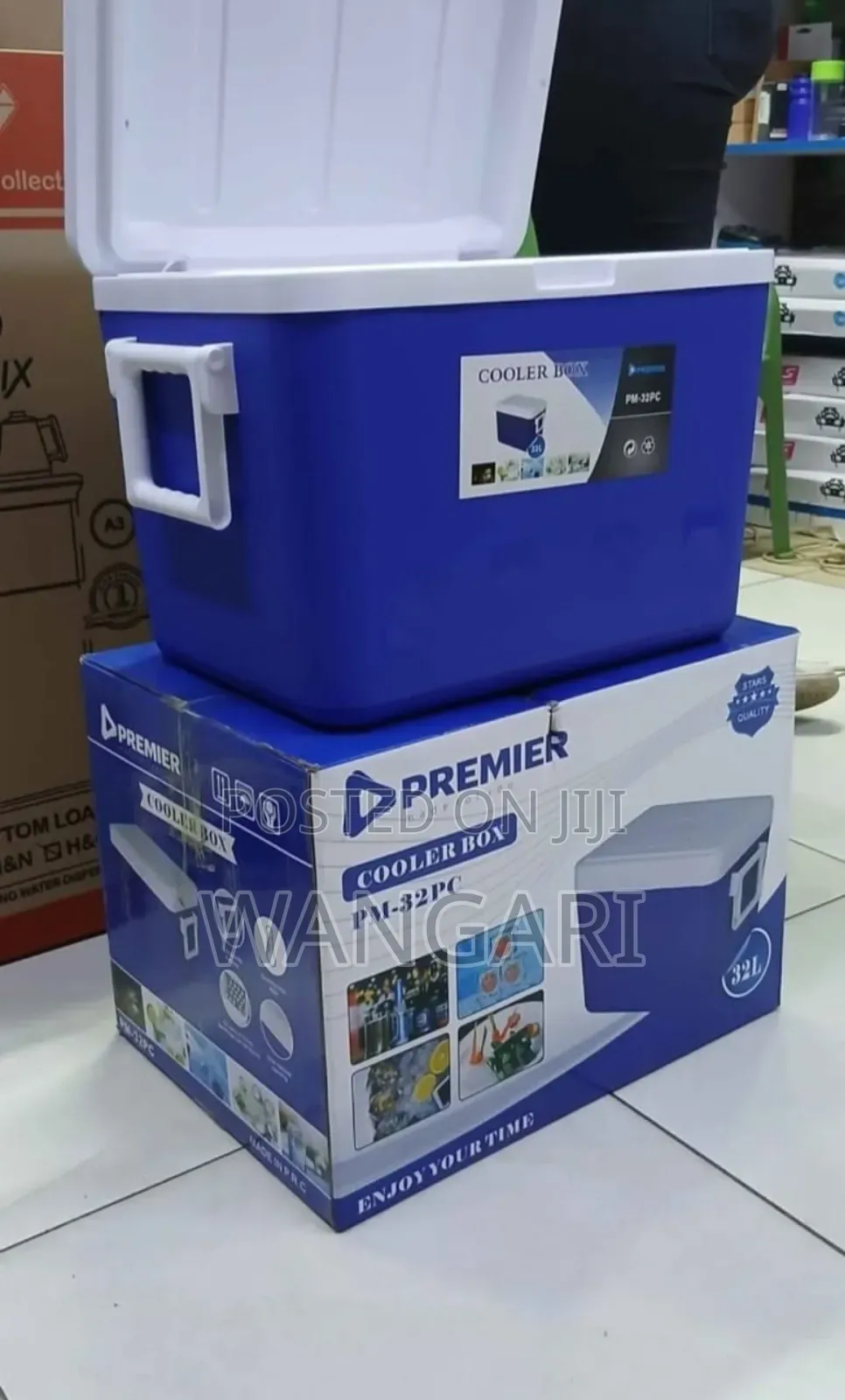 With Warranty 42 Litres Premier Cooler Box