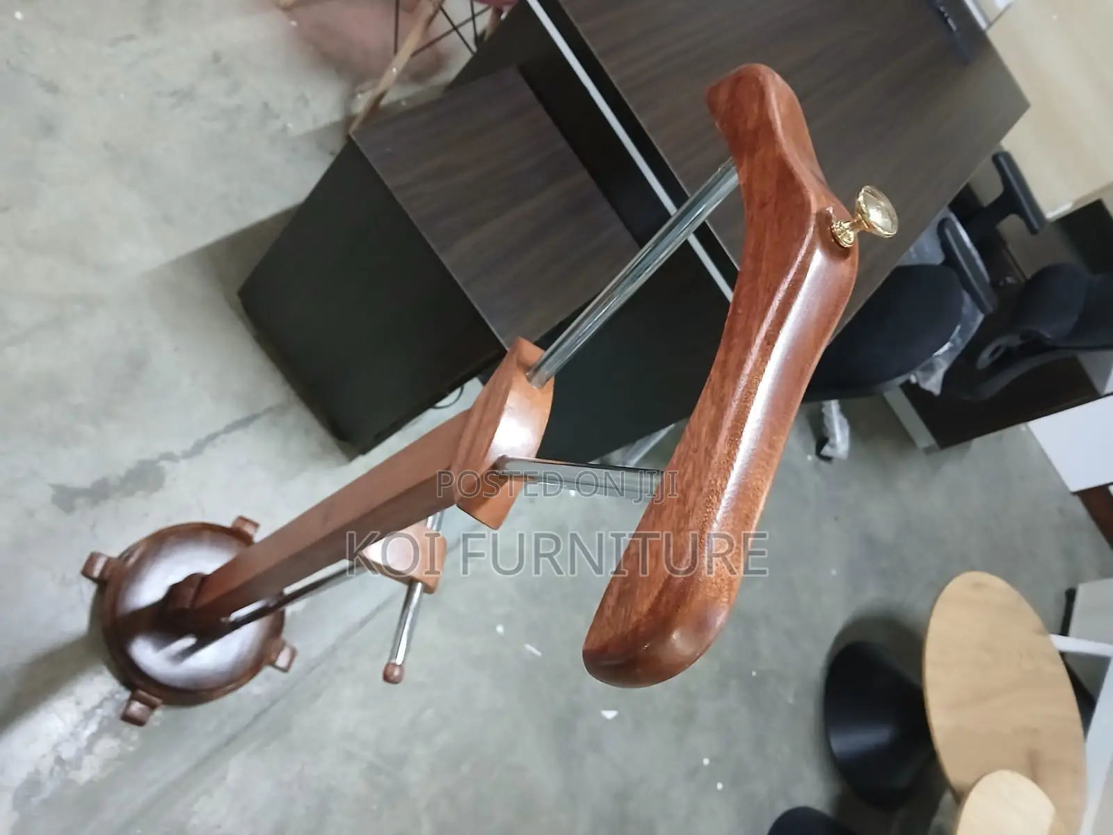 Dresers; Dressers; Mahogany Executive Coat Hangers
