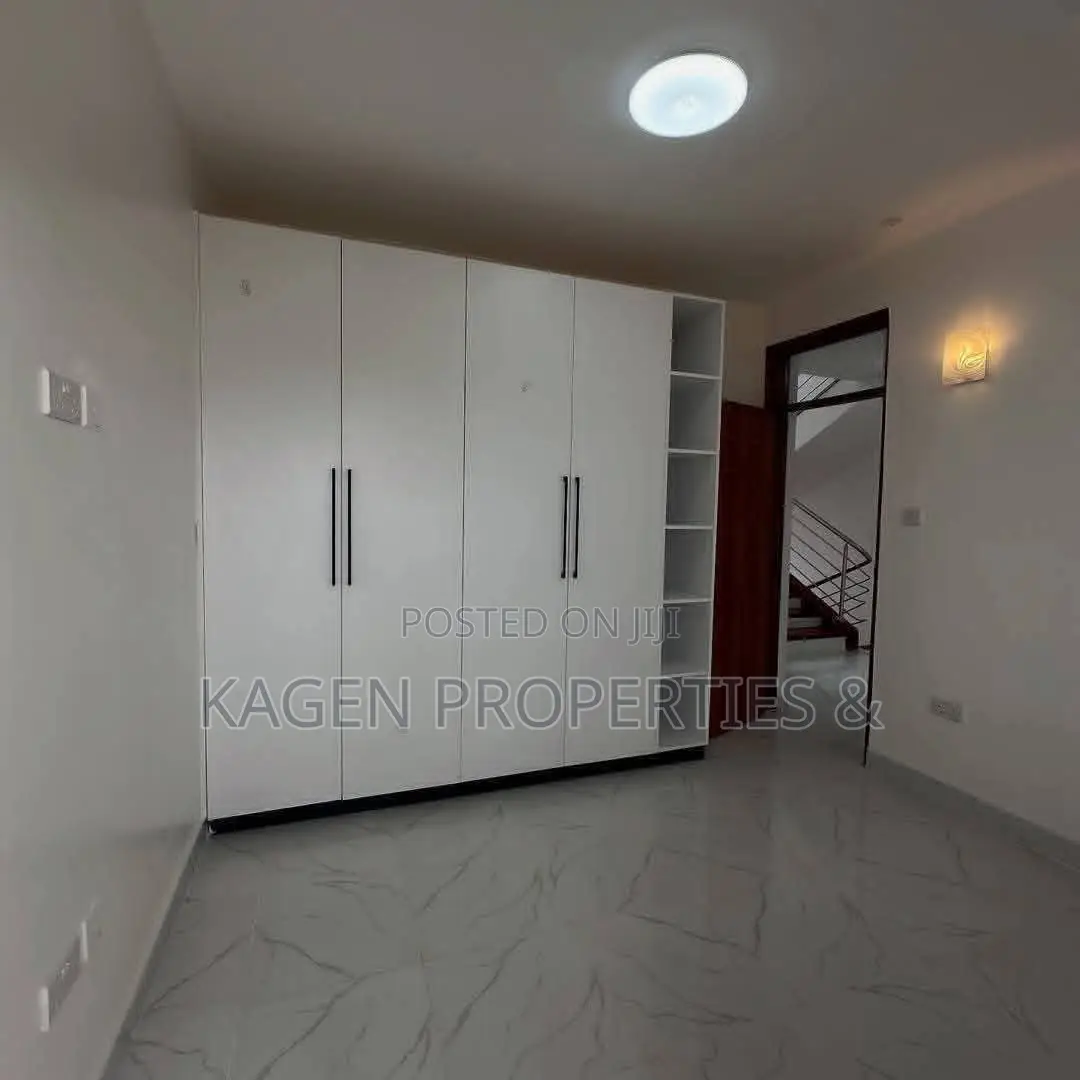 4bdrm Maisonette in Kitengela for sale