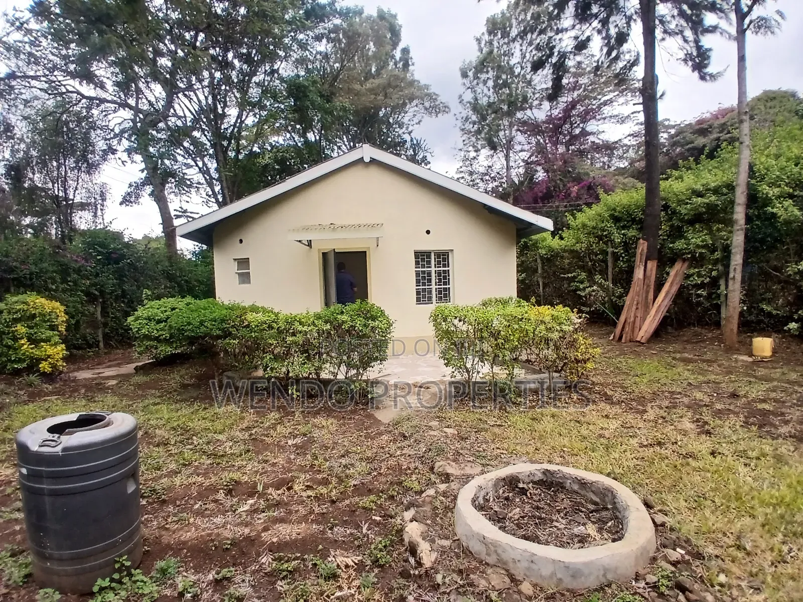1bdrm Bungalow in Karen C for rent