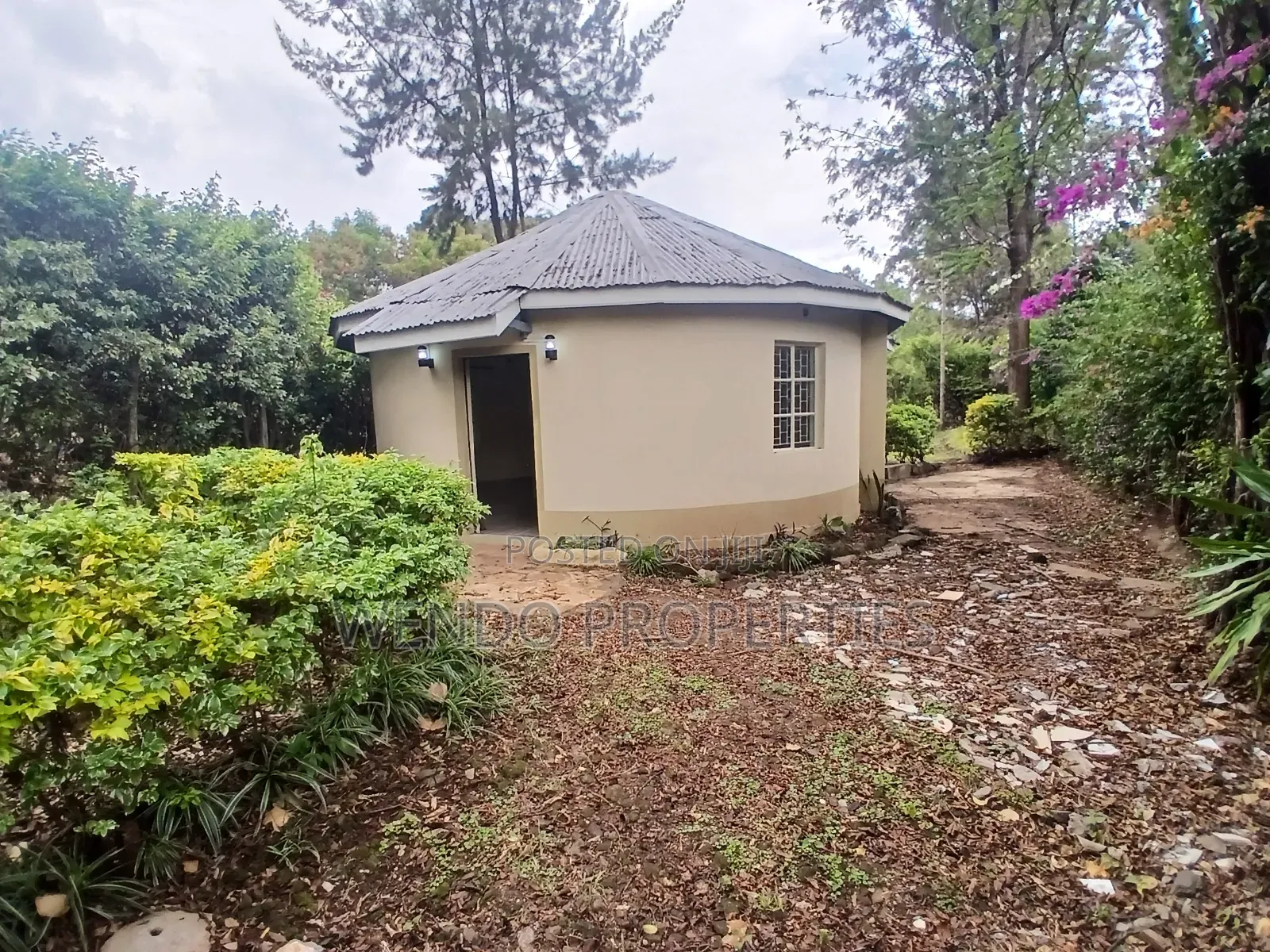 1bdrm Bungalow in Karen C for rent