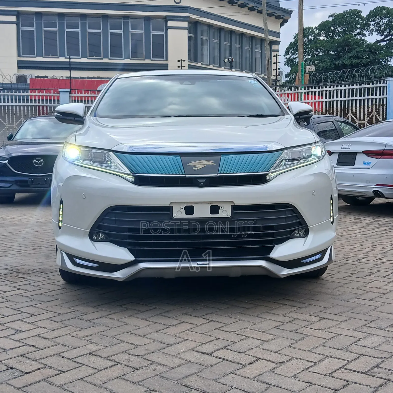 Toyota Harrier 2019 White