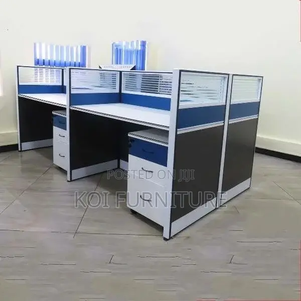 Office Desk : 4-Person Modular Office Workstation Pod