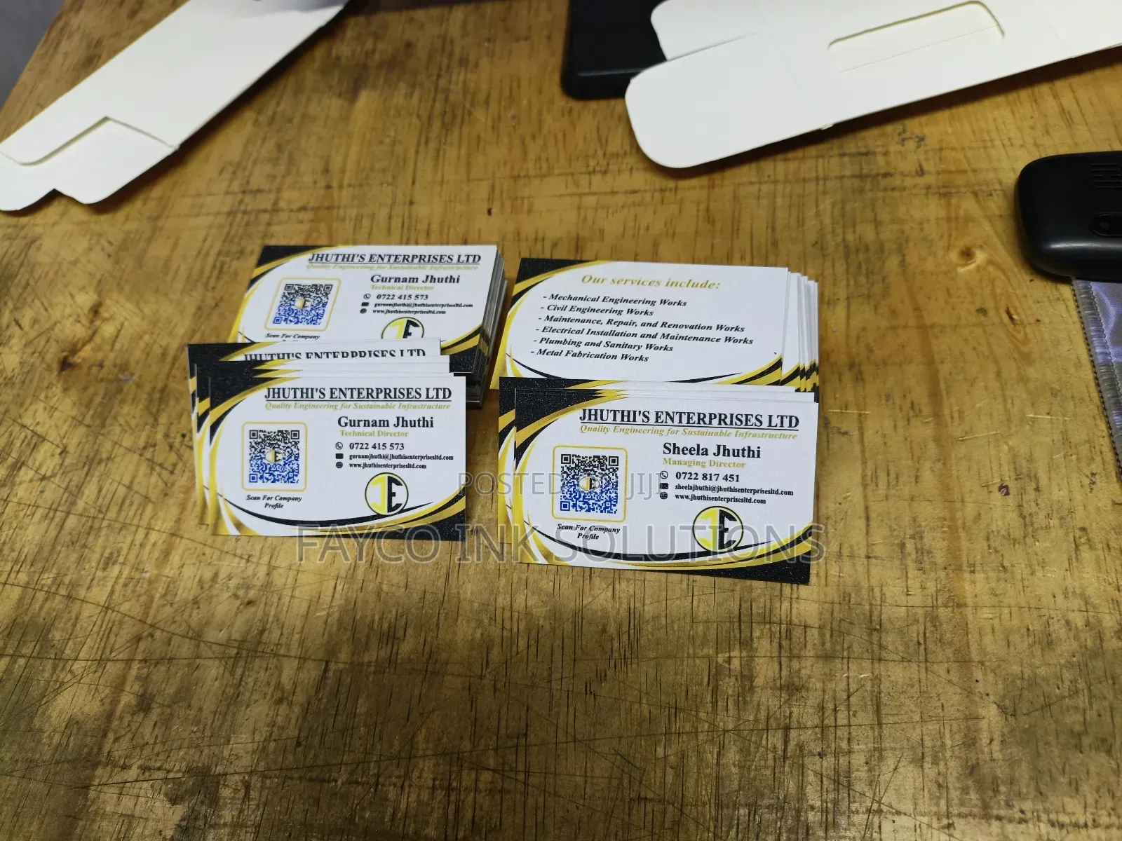 Sleek Business Visiting Cards