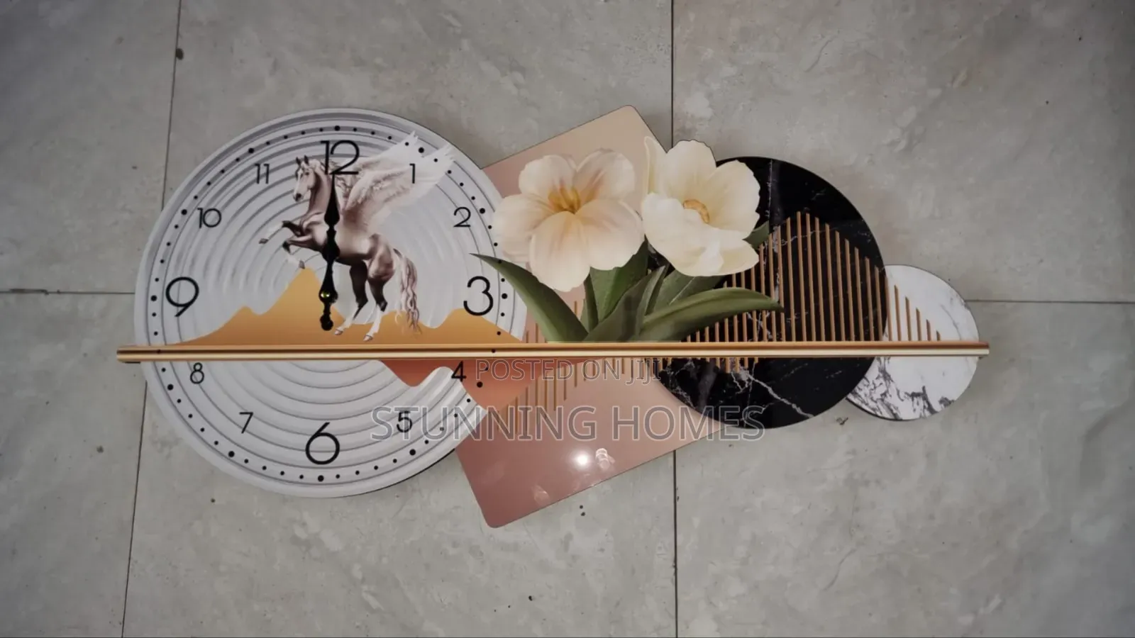 Wall Decor Set With a Clock