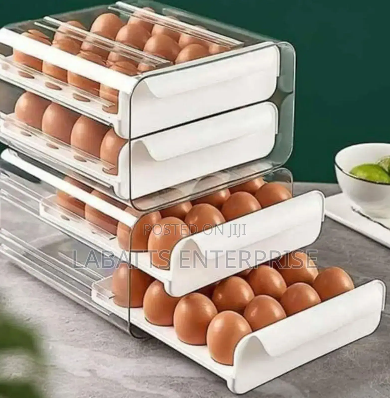 Acrylic Egg Holder Holds 32 Pieces of Eggs