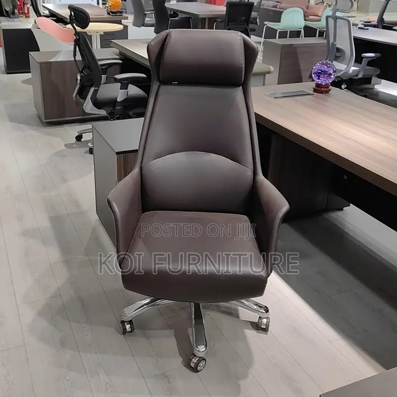 Office Chair : Modern High-Back Executive Office Chair
