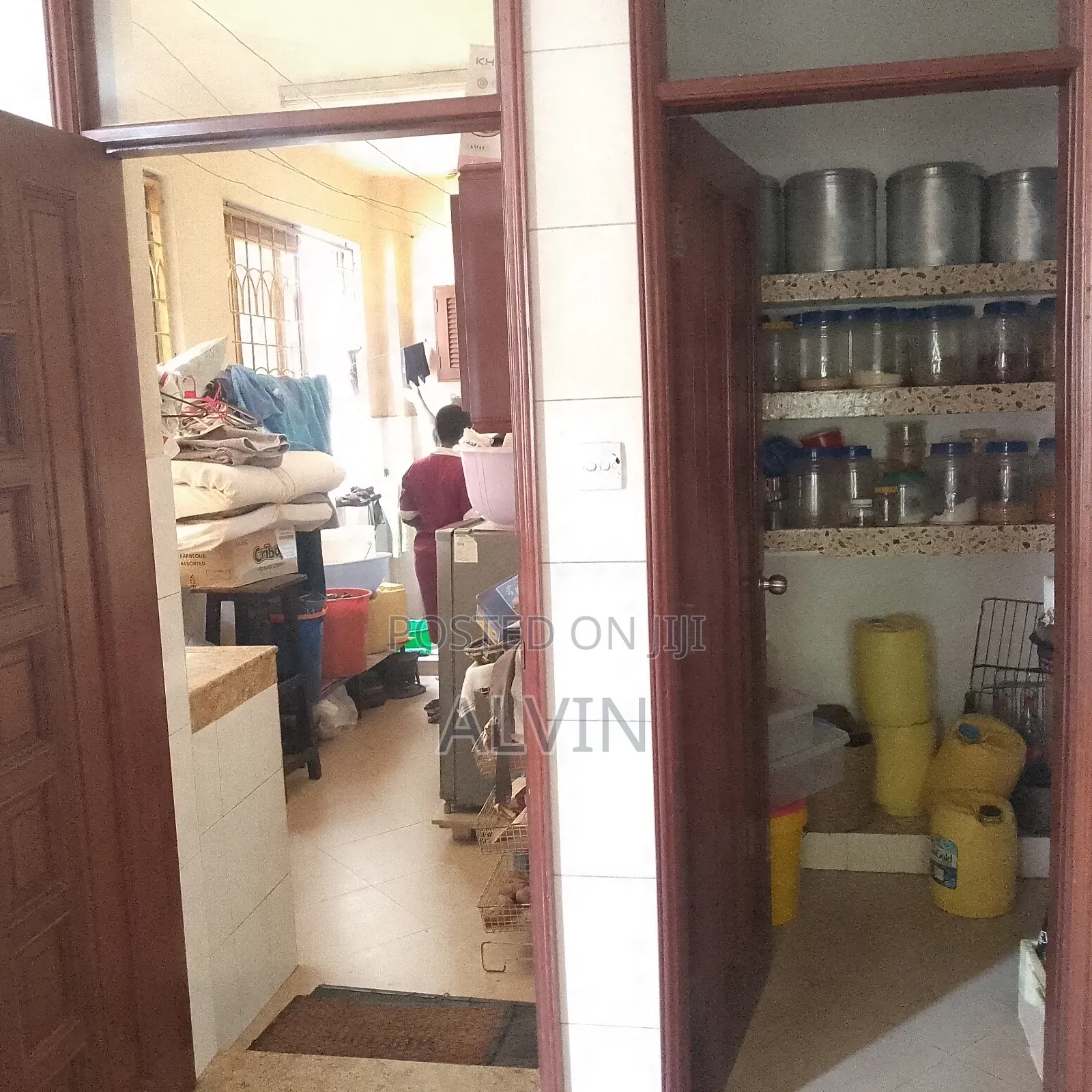 Furnished 4bdrm Apartment in Kizingo for sale