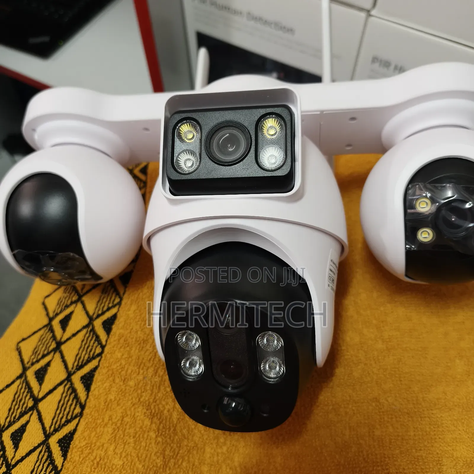 V380 Max Surveillance Camera 4g Solar Powered Camera