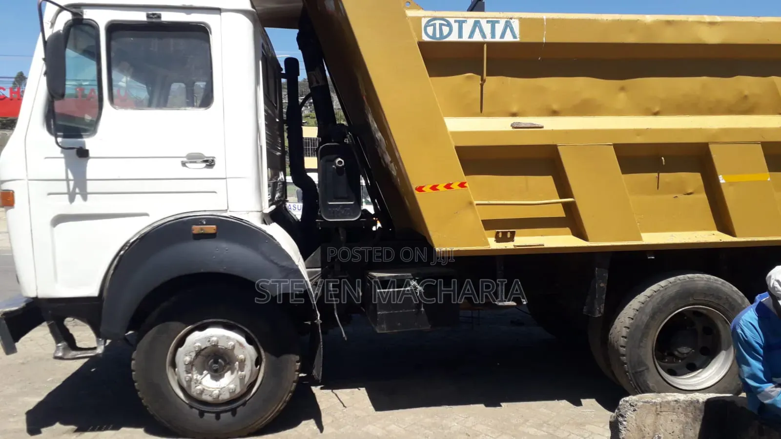 Tata Tipper 2518