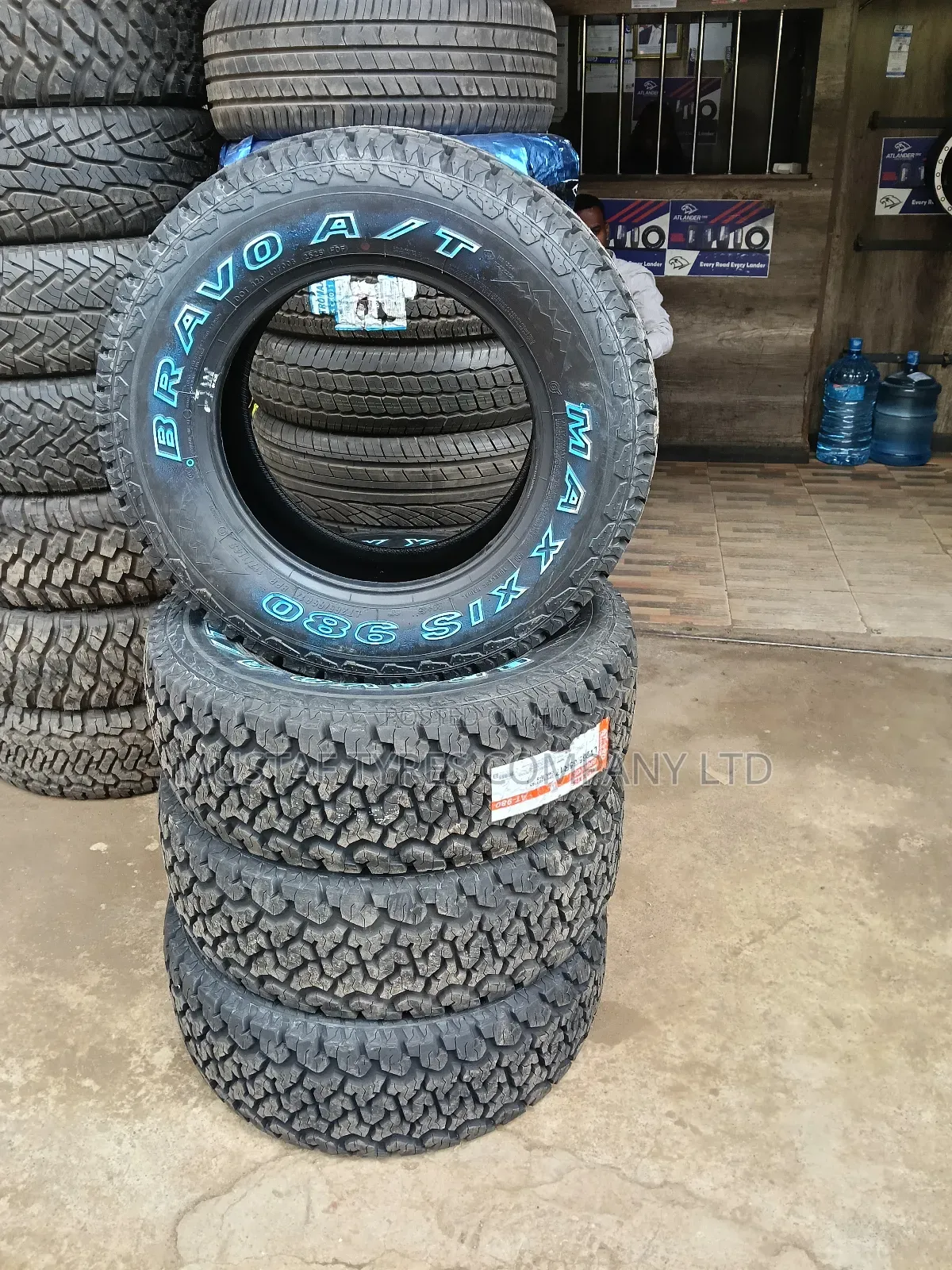 Maxxis 265/65r17 At