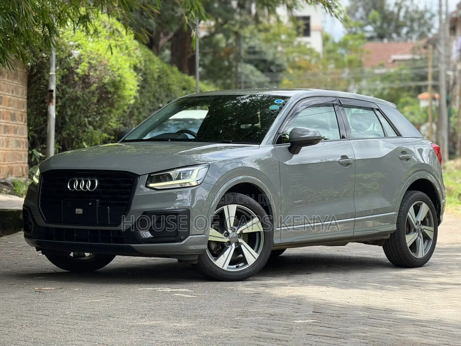 Audi Q2 2019 Gray