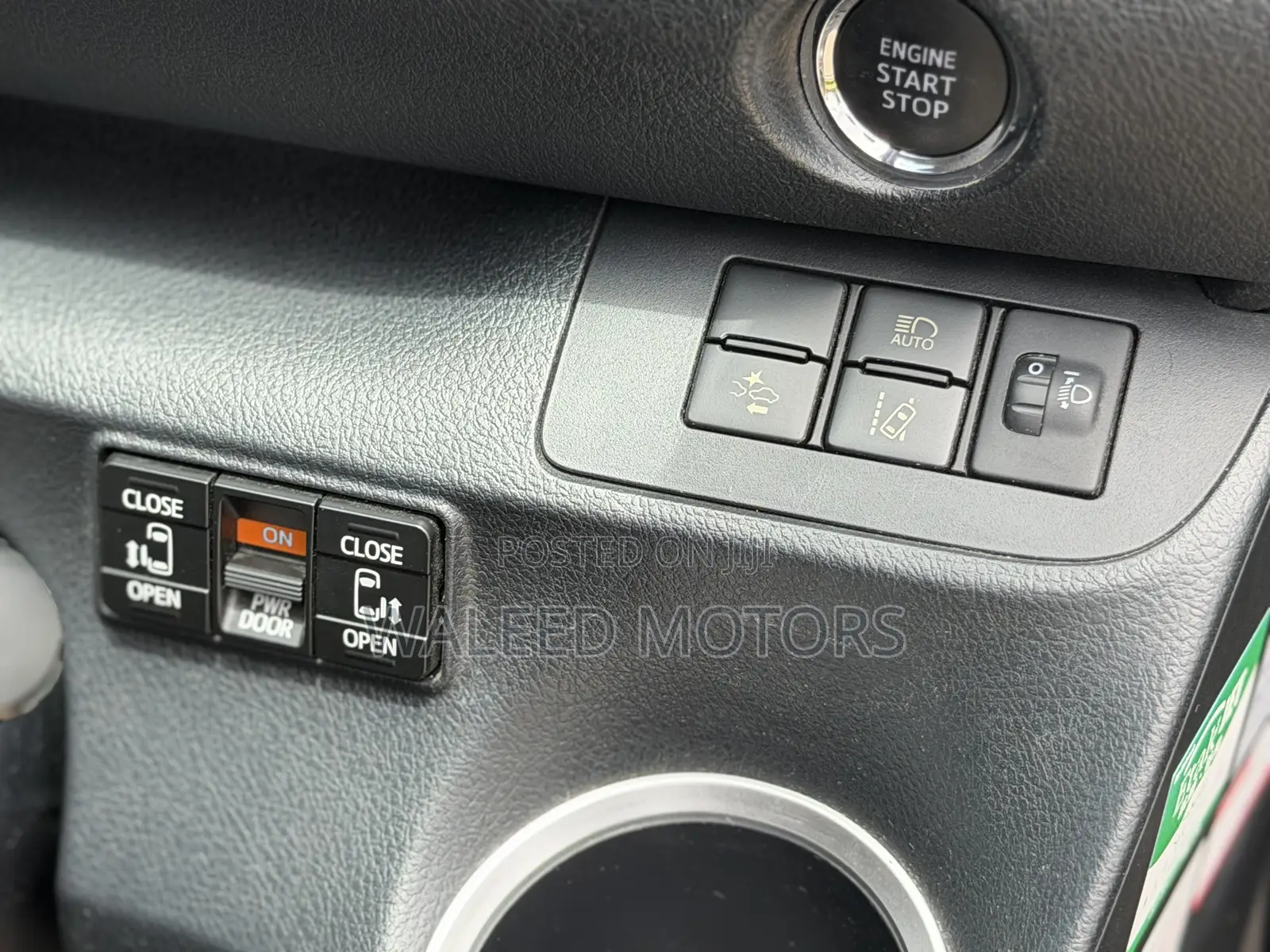 Toyota Sienta 1.5 FWD 2019 Brown