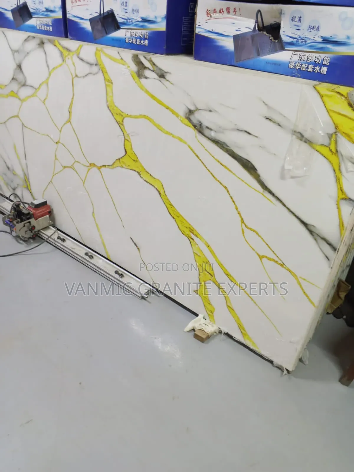 Gold Karara Quartz Countertop – KSH 18,000 | 2.4m X 0.6m Kenya