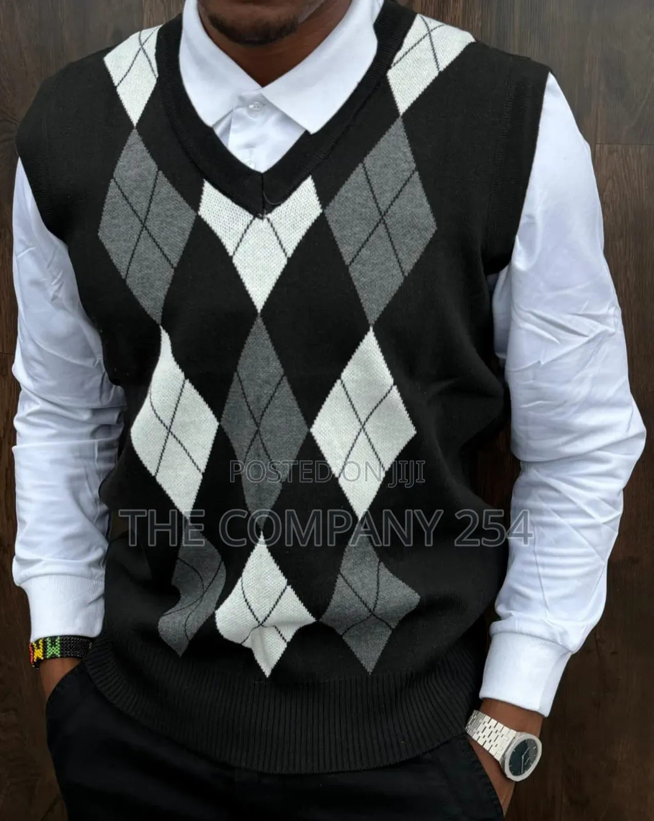 Quality Casual Checking Men Wind Braier v Neck Sweater