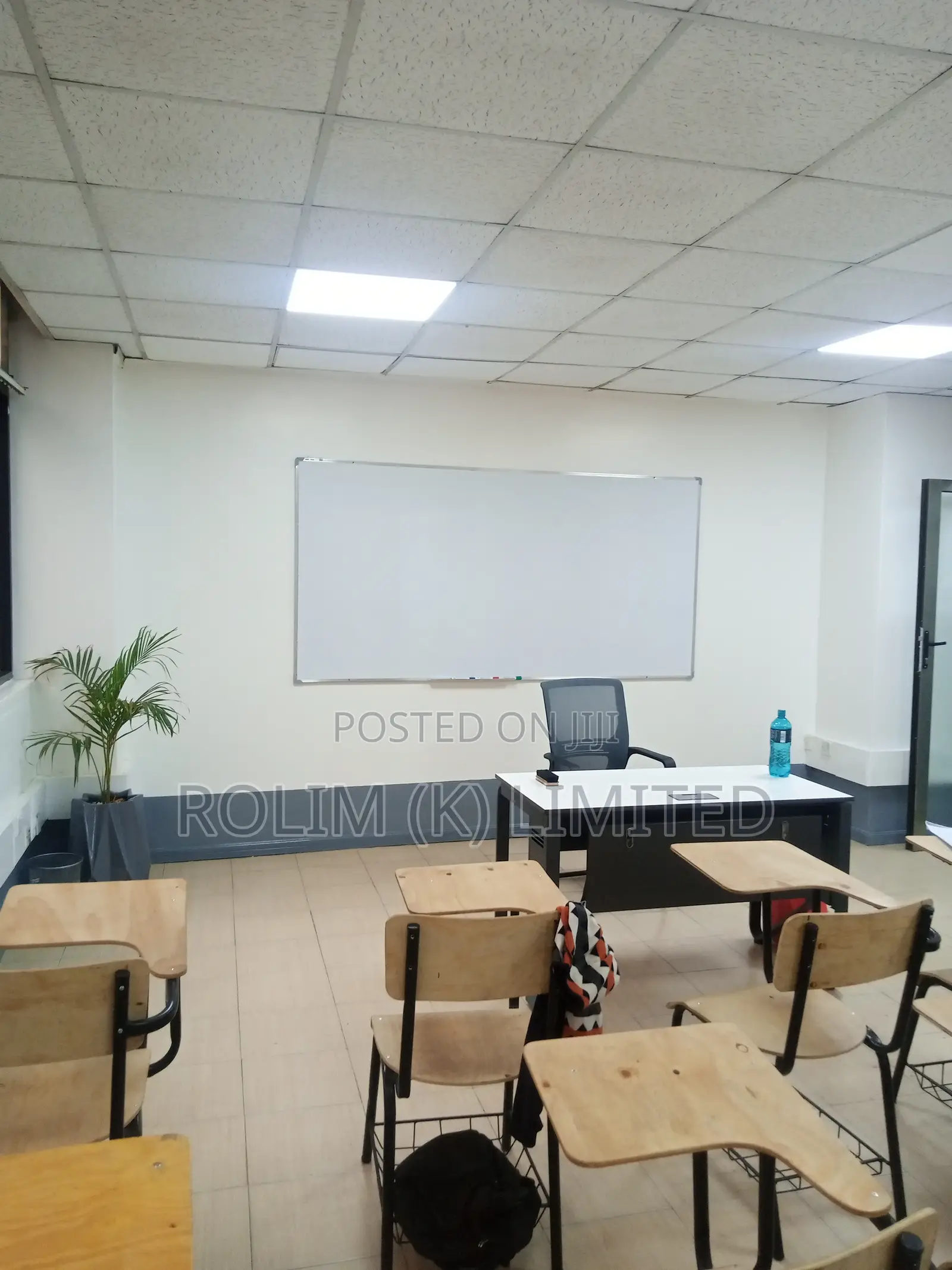 Ultrawrite Magnetic Board – Strong for Presentations. 8ft X 4ft