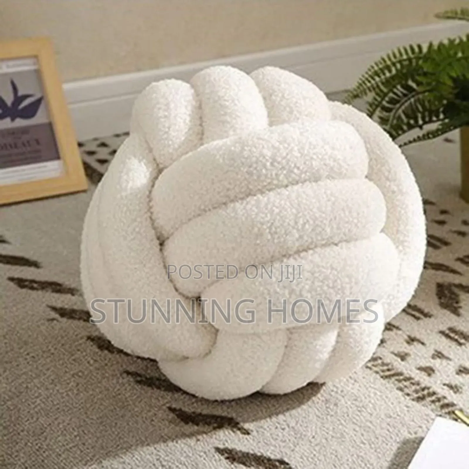 Large Size Luxurious Knot Pillows