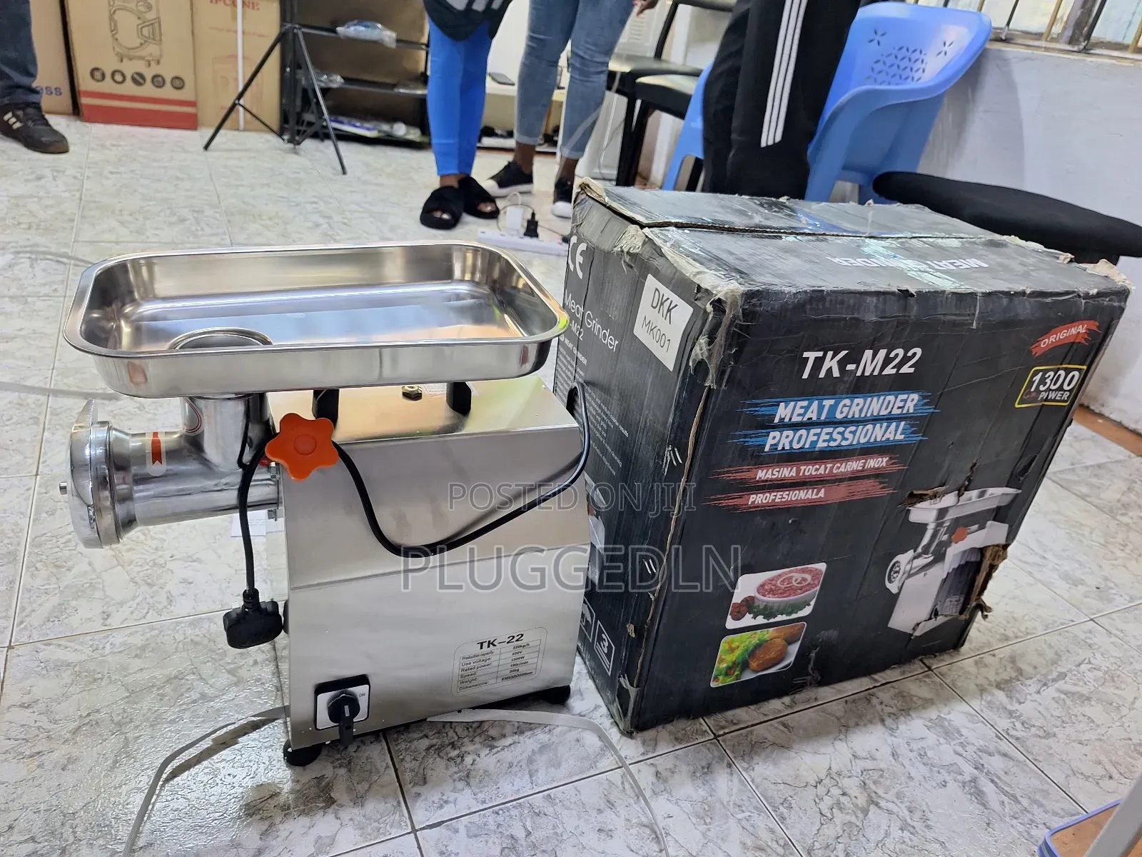 Tk-M22 Professional Electric Meat Grinder/Mincer.