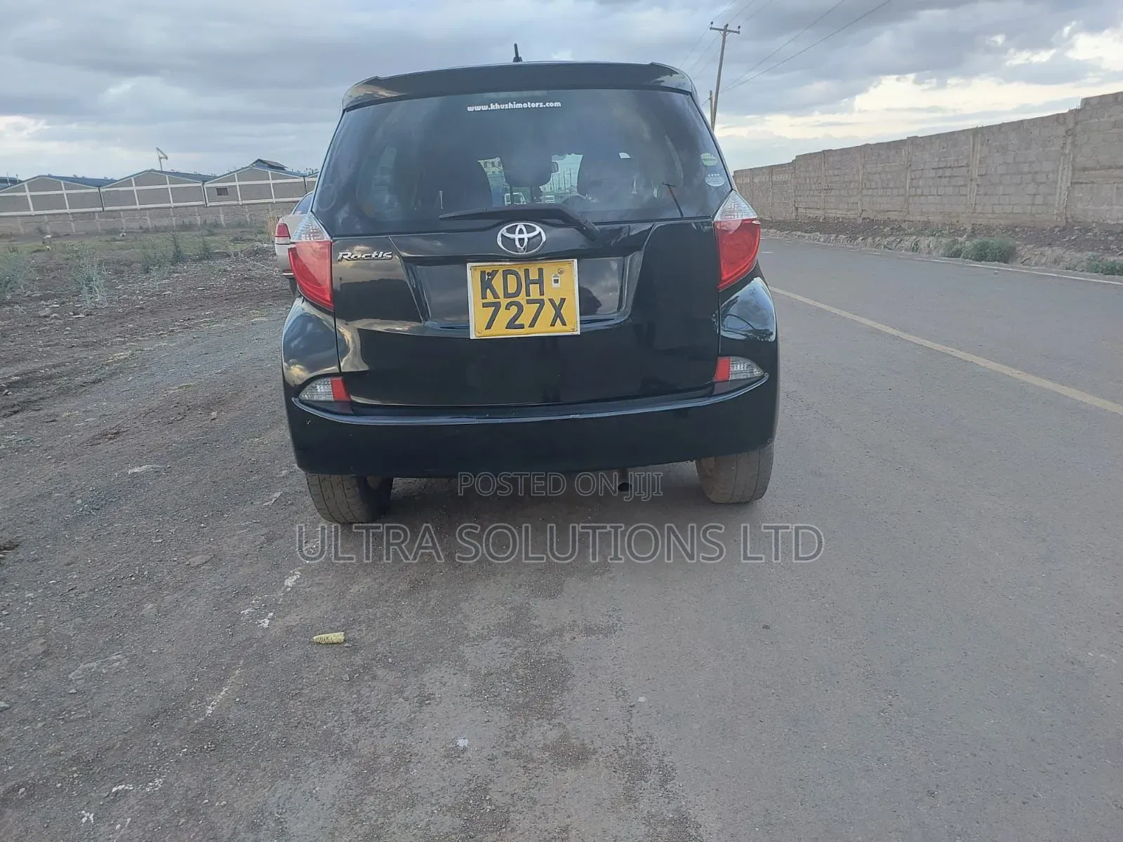 Toyota Ractis 2015 Black