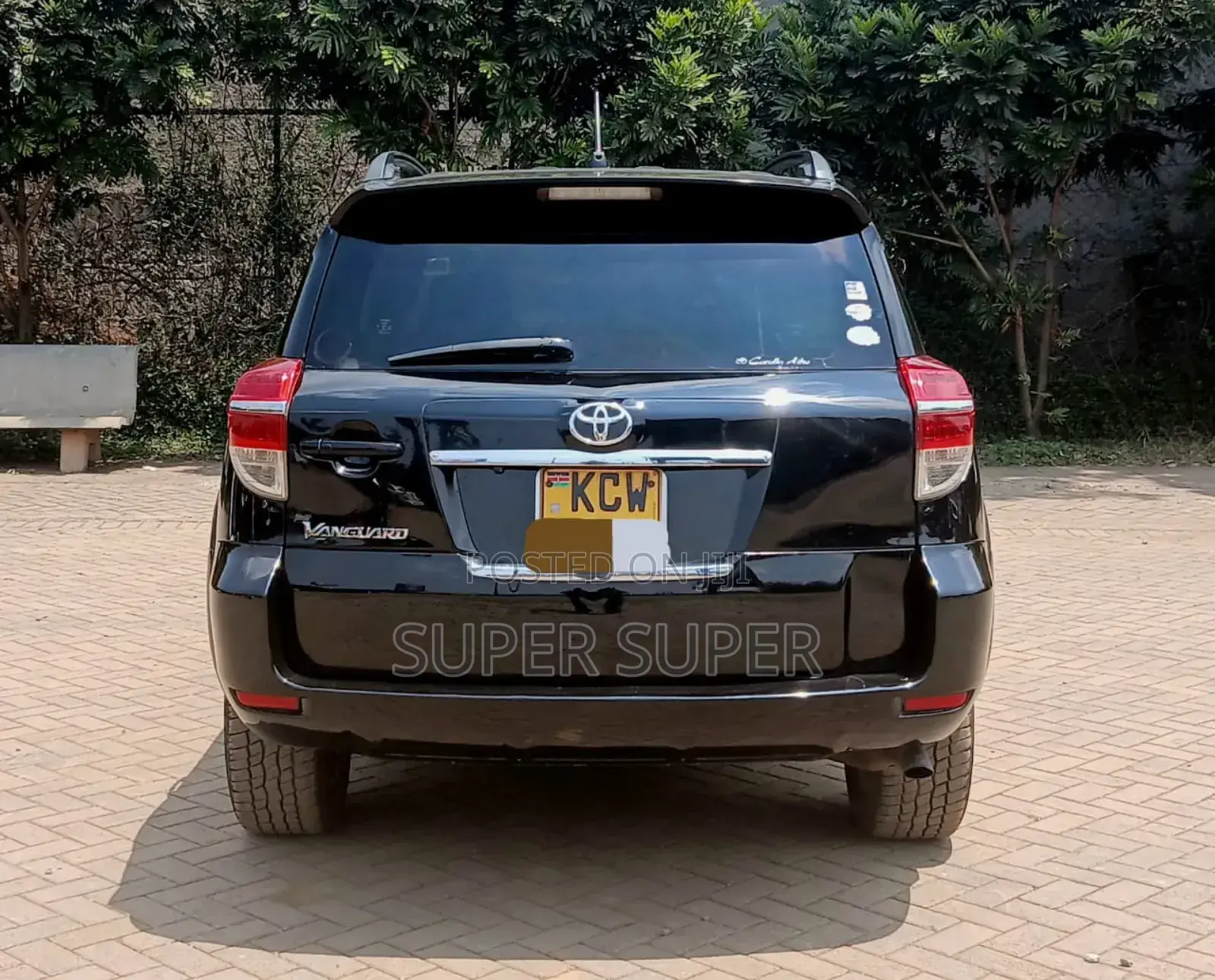 Toyota Vanguard 2013 Black