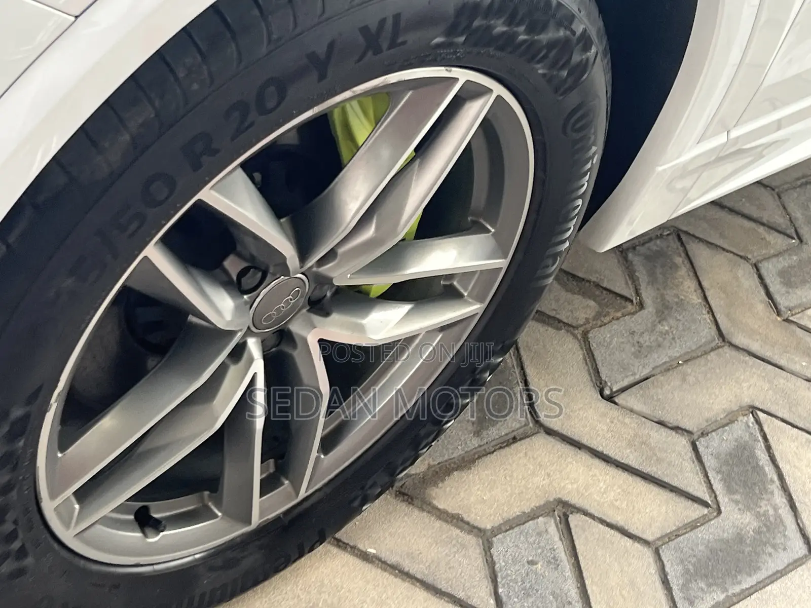 Audi Q8 55 Premium AWD quattro 2020 Beige