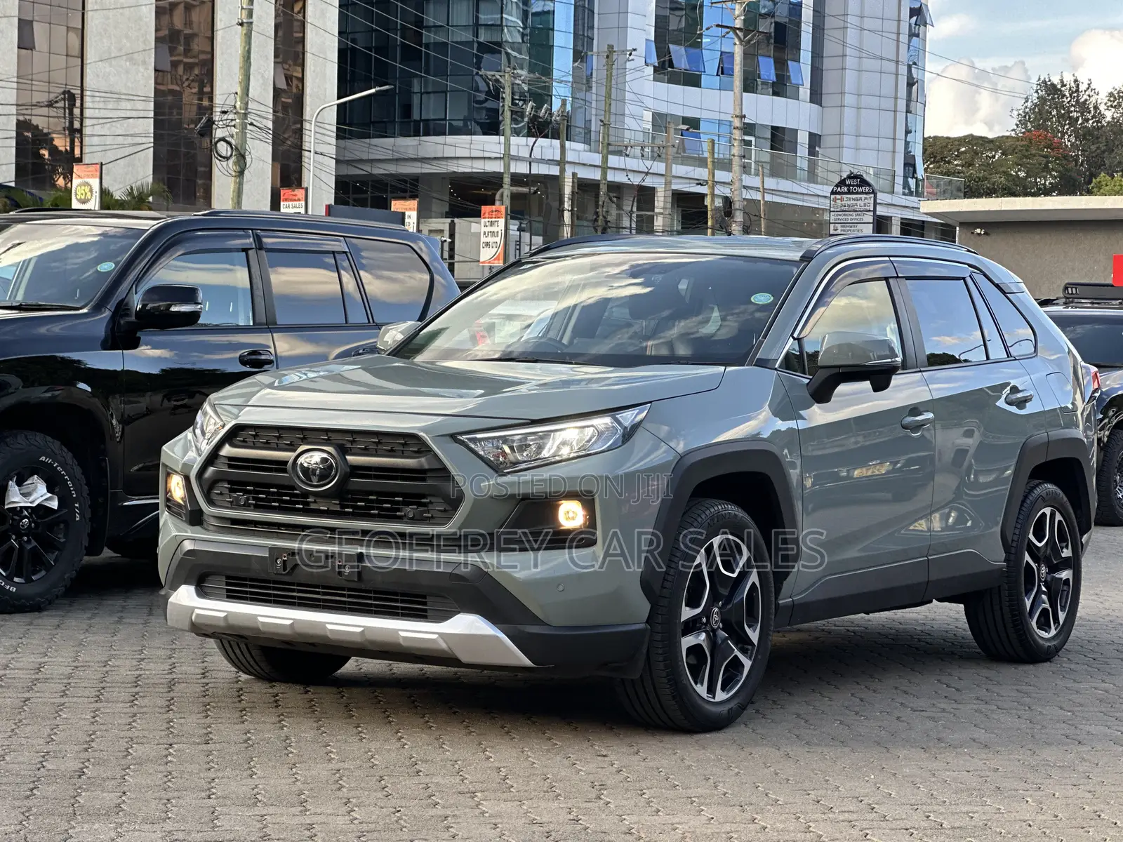 Toyota RAV4 2019 Green