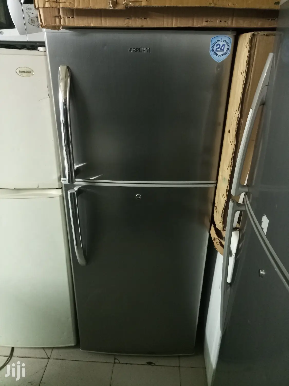 Bruhm Fridge