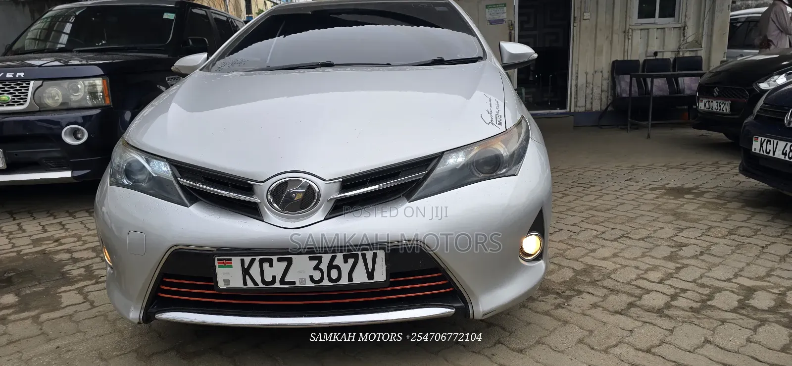 Toyota Auris 2014 Silver